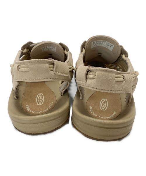 KEEN（キーン）KEEN (キーン) サンダル ベージュ サイズ:25の古着・服飾アイテム
