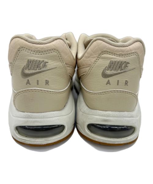 NIKE（ナイキ）NIKE (ナイキ) スニーカー ベージュ サイズ:24.5の古着・服飾アイテム