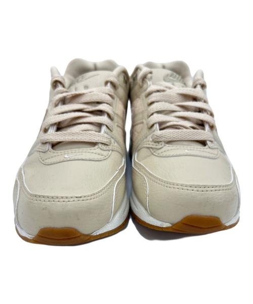 NIKE（ナイキ）NIKE (ナイキ) スニーカー ベージュ サイズ:24.5の古着・服飾アイテム