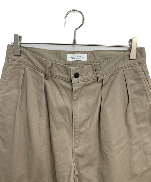 threads&THINGS（スレッズ アンド シングス）threads&THINGS (スレッズ アンド シングス) コットンチノ2タックパンツ グレー サイズ:SIZE 76cm（W30）の古着・服飾アイテム