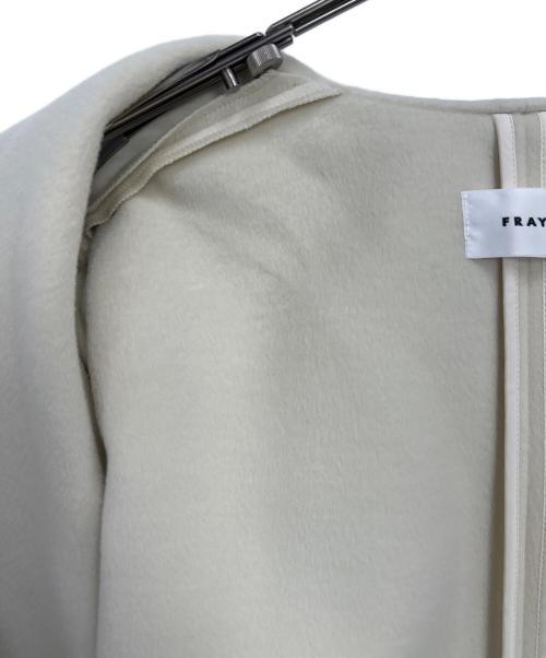 FRAY ID（フレイ アイディー）FRAY ID (フレイ アイディー) ショートリバーコート アイボリー サイズ:Fの古着・服飾アイテム