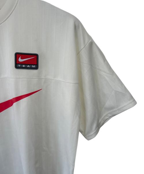 NIKE（ナイキ）NIKE (ナイキ) 半袖カットソー ホワイト×ピンク サイズ:Mの古着・服飾アイテム