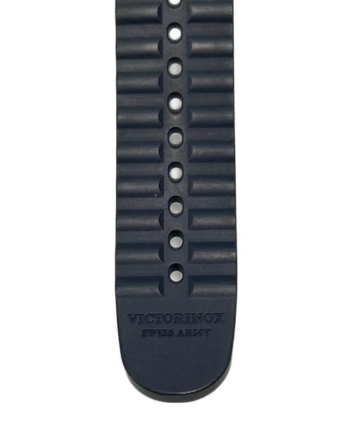 VICTORINOX（ビクトリノックス）VICTORINOX (ビクトリノックス) 腕時計 シルバー×ネイビーの古着・服飾アイテム