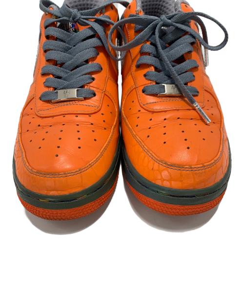 NIKE（ナイキ）NIKE (ナイキ) スニーカー オレンジ×グレー サイズ:27.5の古着・服飾アイテム