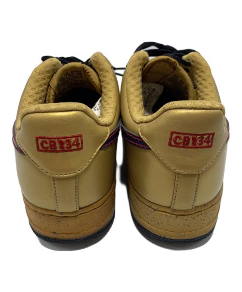 NIKE（ナイキ）NIKE (ナイキ) スニーカー ゴールド サイズ:27.5の古着・服飾アイテム