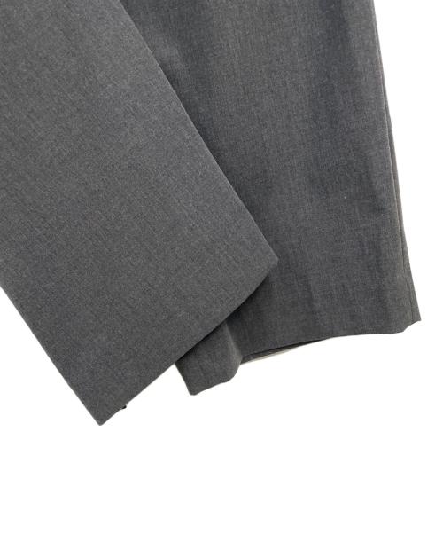 BEAUTY&YOUTH（ビューティーアンドユース）BEAUTY&YOUTH (ビューティーアンドユース) TRO バギートラウザー グレー サイズ:Mの古着・服飾アイテム