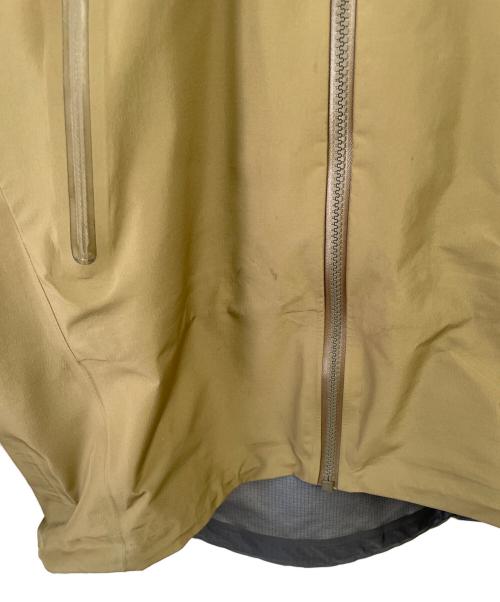 ARC'TERYX（アークテリクス）ARC'TERYX (アークテリクス) leaf alpha lt jacket gen2 カーキ サイズ:XSの古着・服飾アイテム