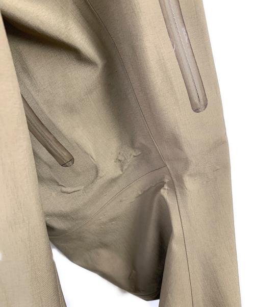 ARC'TERYX（アークテリクス）ARC'TERYX (アークテリクス) leaf alpha jacket カーキ サイズ:XSの古着・服飾アイテム