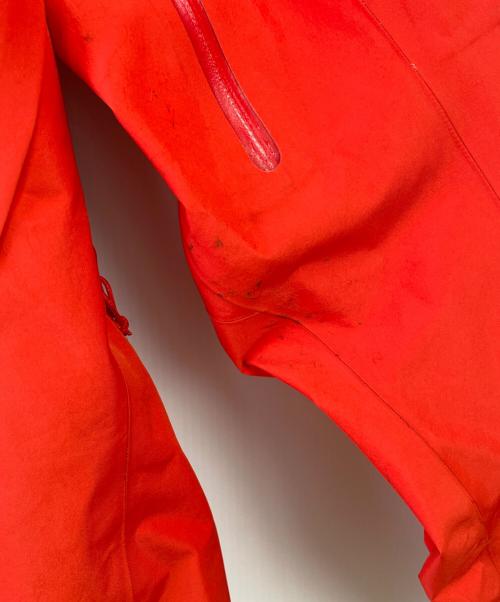 ARC'TERYX（アークテリクス）ARC'TERYX (アークテリクス) alpha SV jacket オレンジ サイズ:XSの古着・服飾アイテム