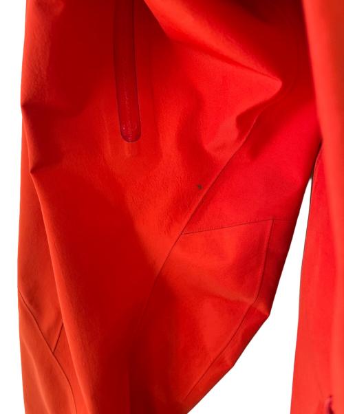 ARC'TERYX（アークテリクス）ARC'TERYX (アークテリクス) alpha SV jacket オレンジ サイズ:XSの古着・服飾アイテム
