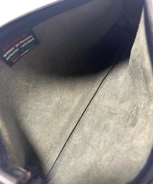 IL BISONTE（イル ビゾンテ）IL BISONTE (イル ビゾンテ) 三日月ショルダーバッグ ブラックの古着・服飾アイテム