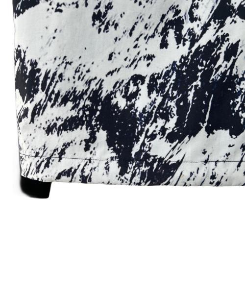 THE NORTH FACE（ザ ノース フェイス）THE NORTH FACE (ザ ノース フェイス) SUPREME (シュプリーム) マウンテンパーカー ブルー×ホワイト×ブラック サイズ:SPの古着・服飾アイテム