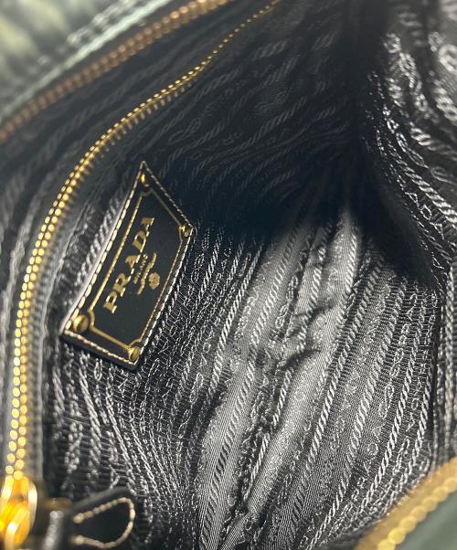 PRADA（プラダ）PRADA (プラダ) ショルダーバッグ グリーンの古着・服飾アイテム