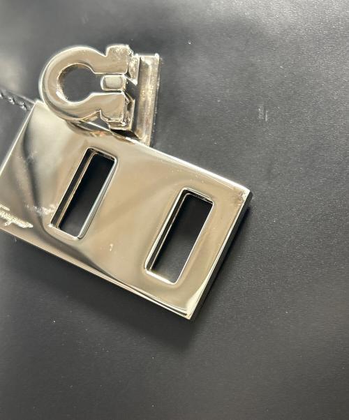 Salvatore Ferragamo（サルヴァトーレ フェラガモ）Salvatore Ferragamo (サルヴァトーレ フェラガモ) ワンショルダーバッグ ブラックの古着・服飾アイテム