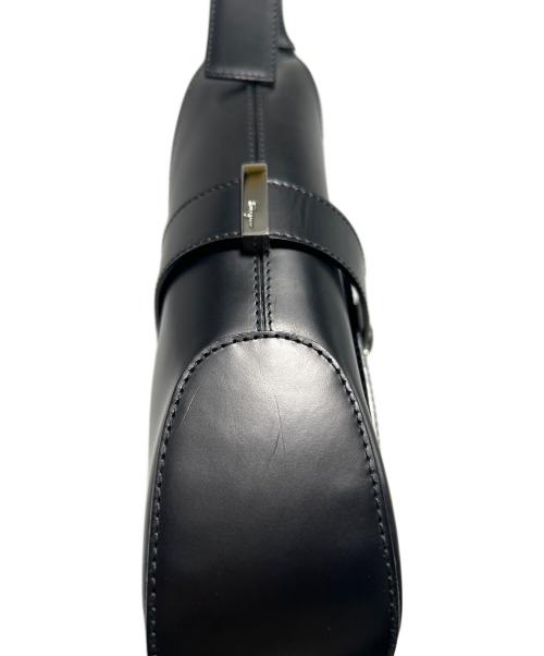 Salvatore Ferragamo（サルヴァトーレ フェラガモ）Salvatore Ferragamo (サルヴァトーレ フェラガモ) ワンショルダーバッグ ブラックの古着・服飾アイテム