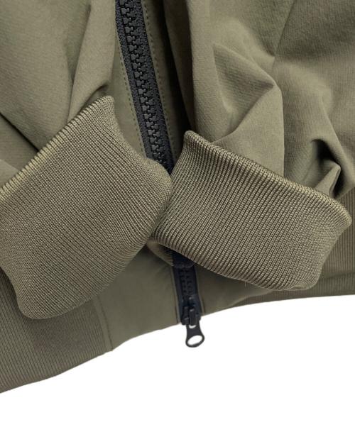 THE NORTH FACE（ザ ノース フェイス）THE NORTH FACE (ザ ノース フェイス) バーサタイルキュースリージャケット オリーブ サイズ:Mの古着・服飾アイテム