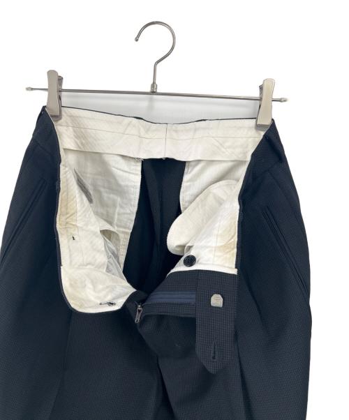 HUGO BOSS（ヒューゴ ボス）HUGO BOSS (ヒューゴ ボス) 3ピースセットアップスーツ ブラック サイズ:48の古着・服飾アイテム