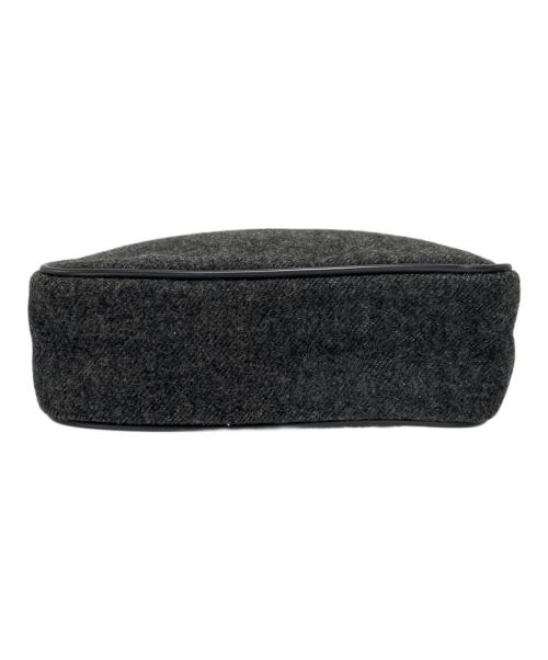 PRADA SPORTS（プラダスポーツ）PRADA SPORTS (プラダスポーツ) アクセサリーポーチ グレー×ブラックの古着・服飾アイテム