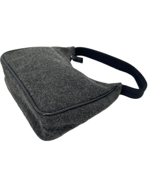 PRADA SPORTS（プラダスポーツ）PRADA SPORTS (プラダスポーツ) アクセサリーポーチ グレー×ブラックの古着・服飾アイテム