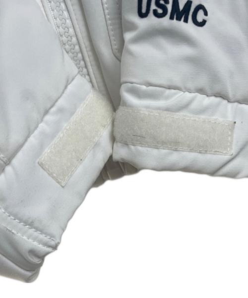AVIREX（アヴィレックス）AVIREX (アヴィレックス) 中綿ジャケット ホワイト サイズ:Mの古着・服飾アイテム