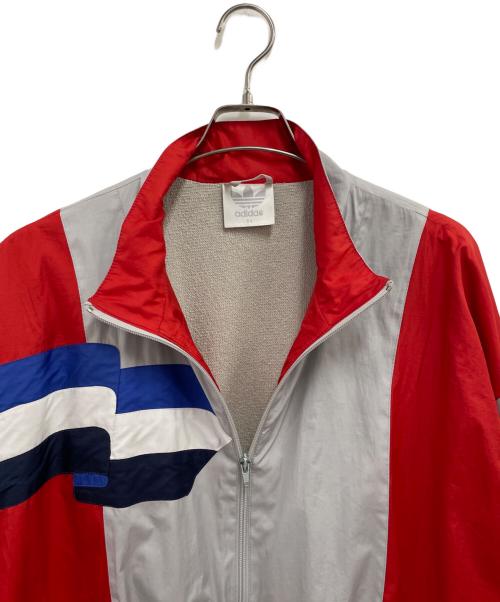 adidas（アディダス）adidas (アディダス) ブルゾン グレー×レッド サイズ:54の古着・服飾アイテム