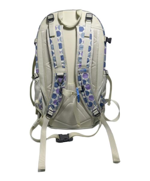 THE NORTH FACE（ザ ノース フェイス）THE NORTH FACE (ザ ノース フェイス) バックパック アイボリーの古着・服飾アイテム