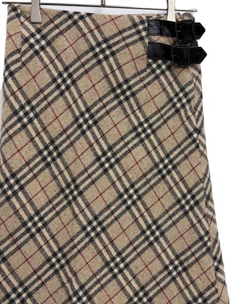 BURBERRY LONDON（バーバリーロンドン）BURBERRY LONDON (バーバリーロンドン) ノバチェックスカート ベージュ サイズ:36の古着・服飾アイテム