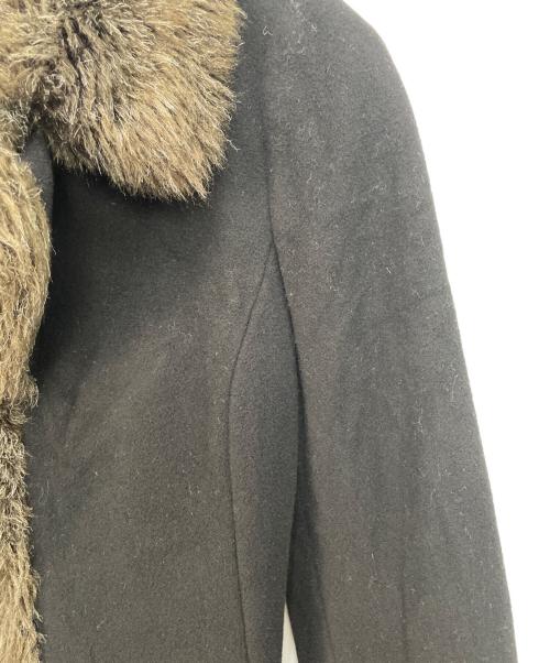 BURBERRY BLUE LABEL（バーバリーロンドンブルーレーベル）BURBERRY BLUE LABEL (バーバリーロンドンブルーレーベル) フェイクファーウールコート ブラック サイズ:38の古着・服飾アイテム