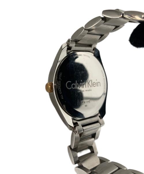Calvin Klein（カルバンクライン）Calvin Klein (カルバンクライン) 腕時計 ホワイト×ブロンズの古着・服飾アイテム