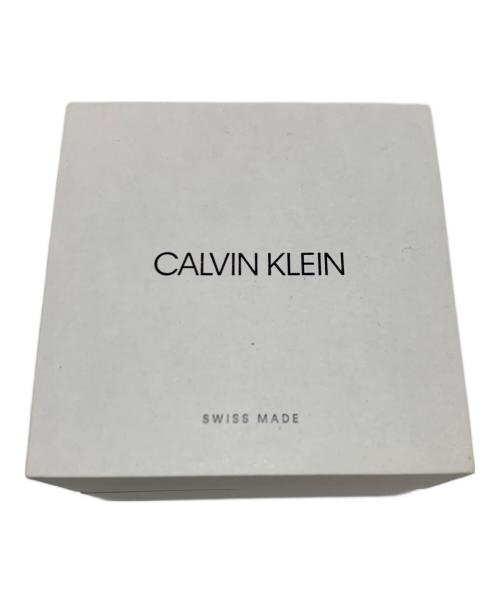 Calvin Klein（カルバンクライン）Calvin Klein (カルバンクライン) 腕時計 ホワイト×ブロンズの古着・服飾アイテム