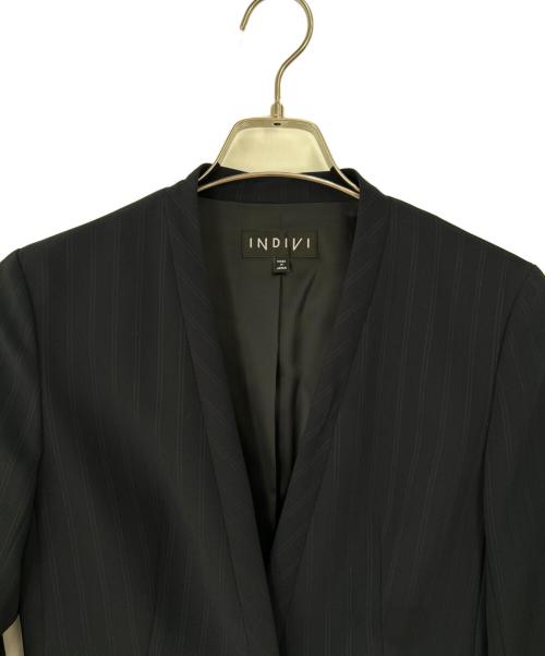 INDIVI（インディヴィ）INDIVI (インディヴィ) セットアップスーツ ネイビー サイズ:上38・下40の古着・服飾アイテム