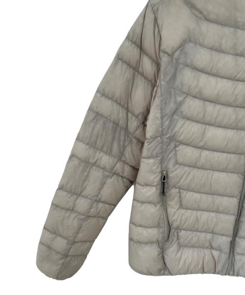 THE NORTH FACE（ザ ノース フェイス）THE NORTH FACE (ザ ノース フェイス) ダウンジャケット ベージュ サイズ:Lの古着・服飾アイテム