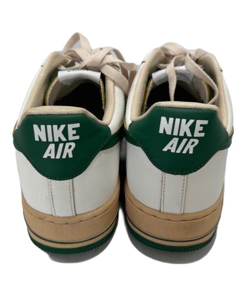 NIKE（ナイキ）NIKE (ナイキ) スニーカー ホワイト×グリーン サイズ:30の古着・服飾アイテム