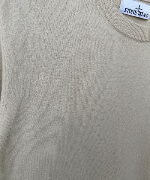 STONE ISLAND（ストーンアイランド）STONE ISLAND (ストーンアイランド) 薄手ニット ベージュ サイズ:Mの古着・服飾アイテム
