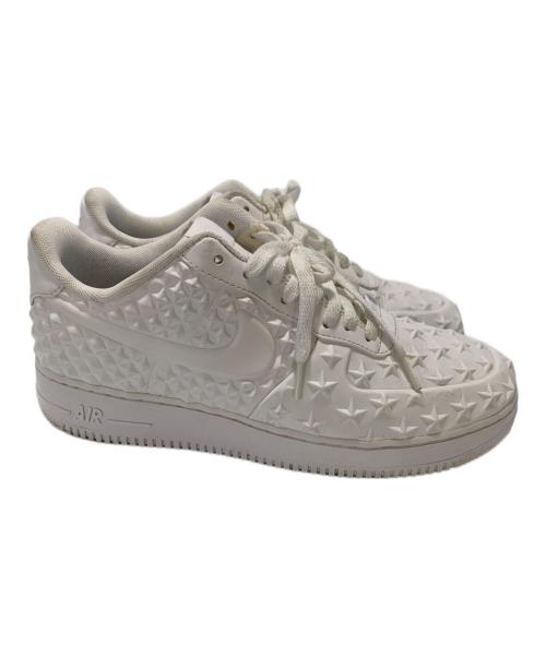 NIKE（ナイキ）NIKE (ナイキ) スニーカー ホワイト サイズ:28cmの古着・服飾アイテム
