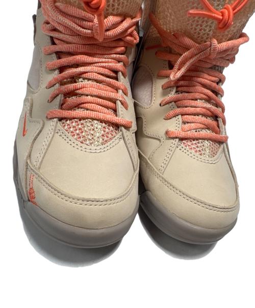 NIKE（ナイキ）NIKE (ナイキ) Bephies Beauty Supply (ビフィーズ ビューティ サプライ) ハイカットスニーカー ベージュ サイズ:24 未使用品の古着・服飾アイテム