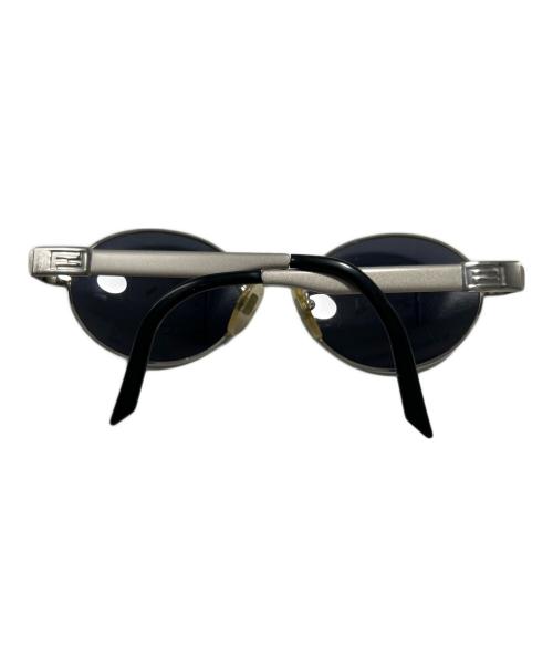 FENDI（フェンディ）FENDI (フェンディ) サングラス グレーの古着・服飾アイテム