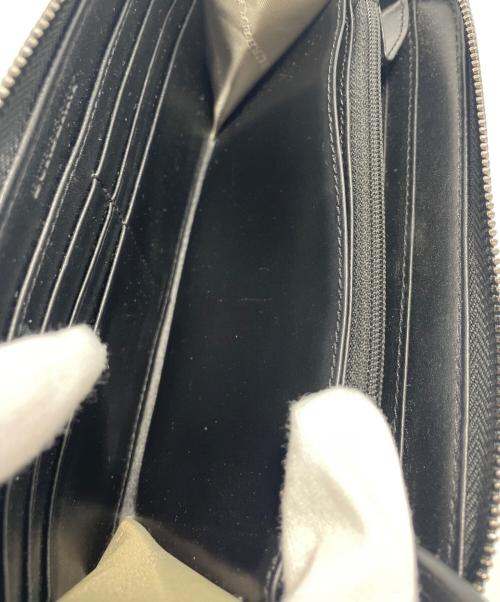 BURBERRY（バーバリー）BURBERRY (バーバリー) 長財布 ベージュ×ブラックの古着・服飾アイテム