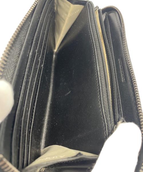 BURBERRY（バーバリー）BURBERRY (バーバリー) 長財布 ベージュ×ブラックの古着・服飾アイテム