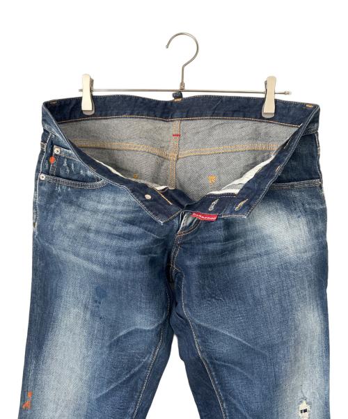 DSQUARED2（ディースクエアード）DSQUARED2 (ディースクエアード) ペンキダメージ加工デニムパンツ インディゴ サイズ:52の古着・服飾アイテム