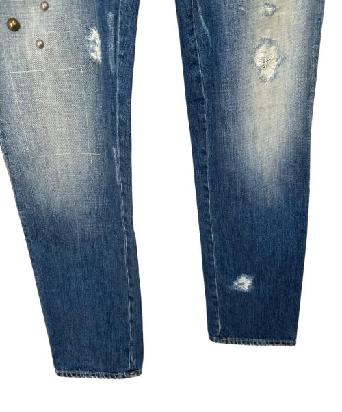 DSQUARED2（ディースクエアード）DSQUARED2 (ディースクエアード) ビッグスタッズデニムパンツ インディゴ サイズ:48の古着・服飾アイテム