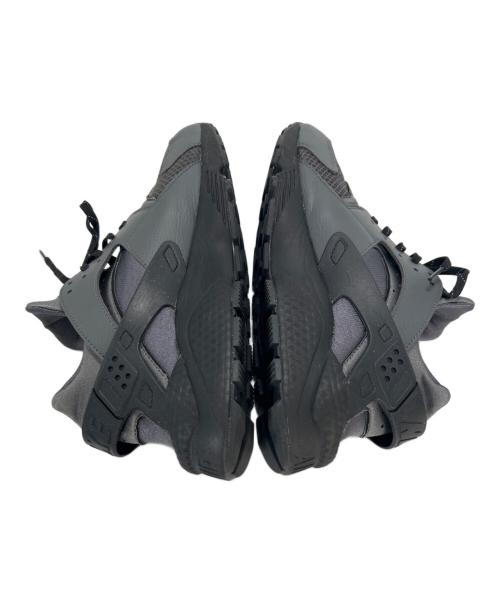 NIKE（ナイキ）NIKE (ナイキ) AIR HUARACHE　スニーカー グレー サイズ:28の古着・服飾アイテム