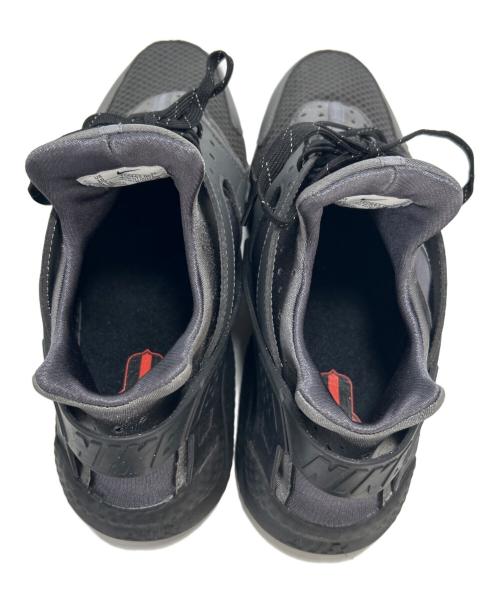 NIKE（ナイキ）NIKE (ナイキ) AIR HUARACHE　スニーカー グレー サイズ:28の古着・服飾アイテム