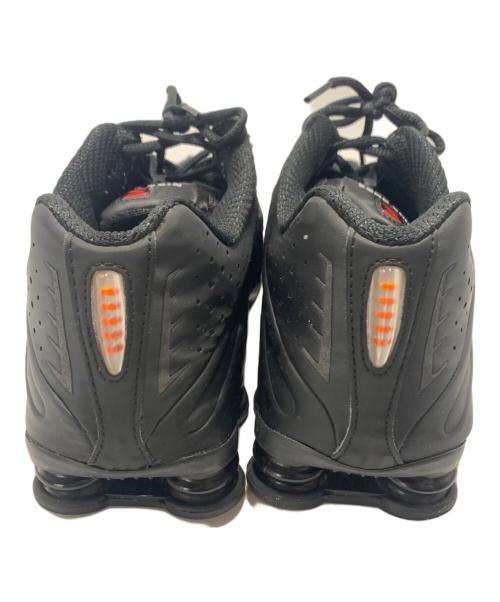 NIKE（ナイキ）NIKE (ナイキ) W Shox R4（ウィメンズ ショックス アールフォー） ブラック サイズ:29cmの古着・服飾アイテム