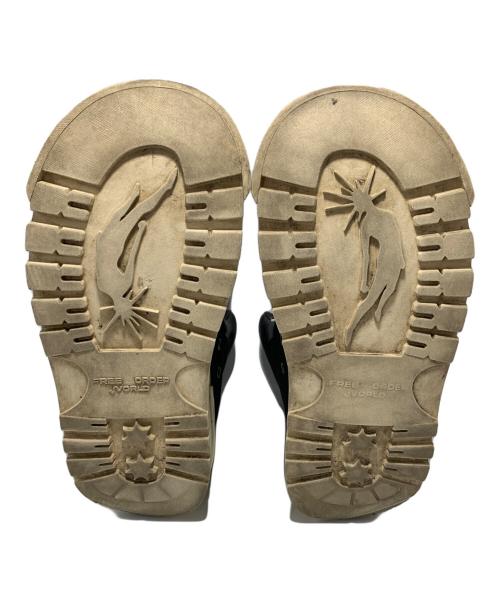 FVVO（エフブイブイオー）FVVO (エフブイブイオー) Rockstar 厚底スニーカー ブラック×ホワイト サイズ:26cmの古着・服飾アイテム