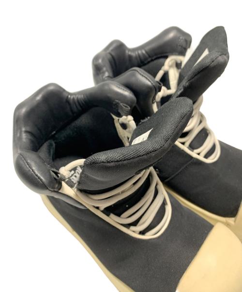 FVVO（エフブイブイオー）FVVO (エフブイブイオー) Rockstar 厚底スニーカー ブラック×ホワイト サイズ:26cmの古着・服飾アイテム