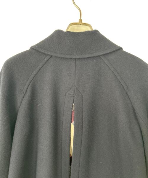 BLUE LABEL CRESTBRIDGE（ブルーレーベルクレストブリッジ）BLUE LABEL CRESTBRIDGE (ブルーレーベルクレストブリッジ) スペリオルメルトンケープコート ネイビー サイズ:38の古着・服飾アイテム