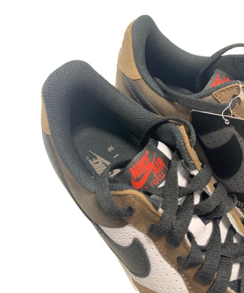 NIKE（ナイキ）NIKE (ナイキ) NIKE AIR FORCE 1 LOW RETRO（エア フォース 1 ロウ レトロ） ブラウン×ホワイト サイズ:29.5cm 未使用品の古着・服飾アイテム