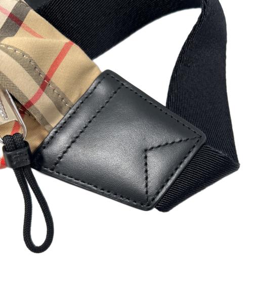 BURBERRY（バーバリー）BURBERRY (バーバリー) ボディバッグ ベージュの古着・服飾アイテム