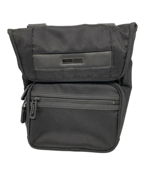 ZERO HALLIBURTON（ゼロ ハリバートン）ZERO HALLIBURTON (ゼロ ハリバートン) ショルダーバッグ ブラックの古着・服飾アイテム
